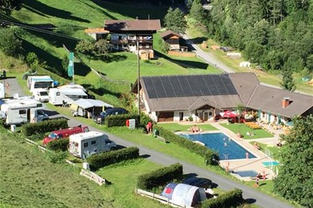 Panorama Camping Lesachtal,
mit Schwimmbad.