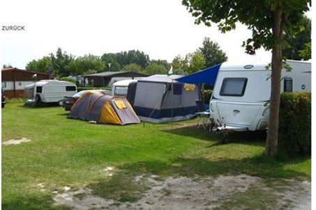 (c):www.campingplatzleuchtturm.m-vp.de