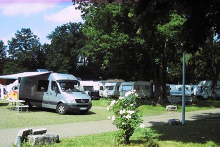 (c):www.campingplatz-stuttgart.de