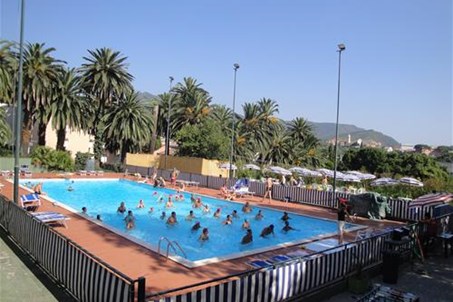 Schwimmbad - Piscina - Swimming Pool - Piscine
