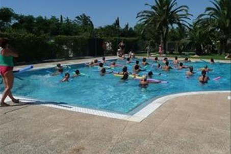 Aquagym en nuestra piscina!!
Ven y disfruta de todo tipo de actividades para todas las edades realizadas cada día por nuestro equipo de animación!!