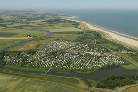 Luchtfoto Strandcamping Groede