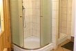 Keller-Dusche im Haus des Besitzers