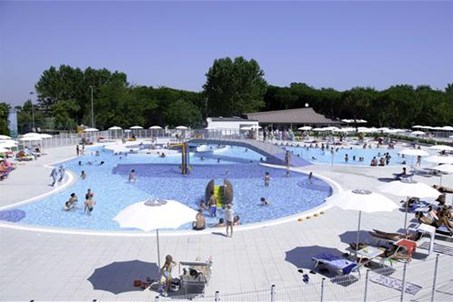 Il nostro nuovo parco piscina!