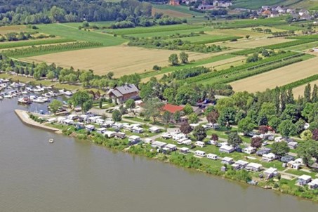 http://www.camping-port.lu/site/Camping.html
