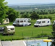 Campingplatz mit Seeblick